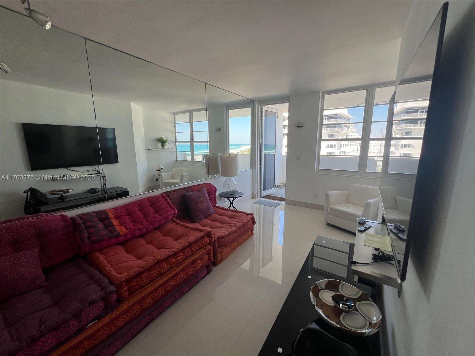 Decoplage at 100 Lincoln Rd, Miami Beach, FL 33139 - For Rent photo 8