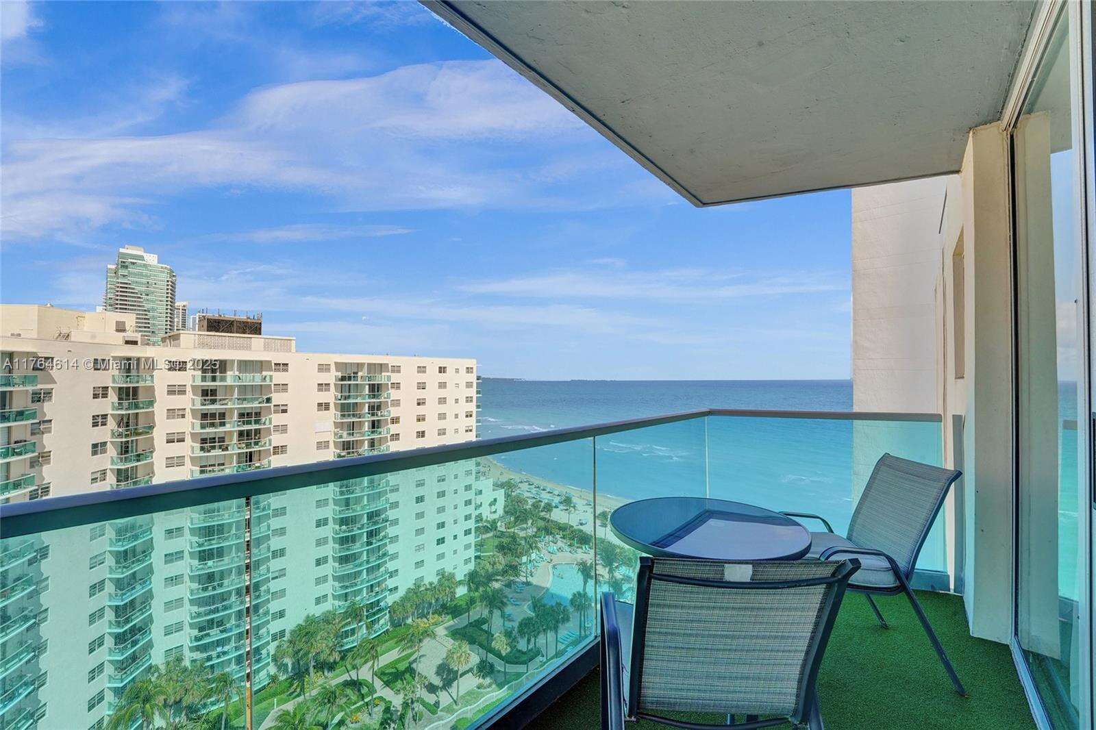 Sian Ocean Residences at 4001 Ocean Dr, Hollywood, FL 33019 - For Rent photo 26
