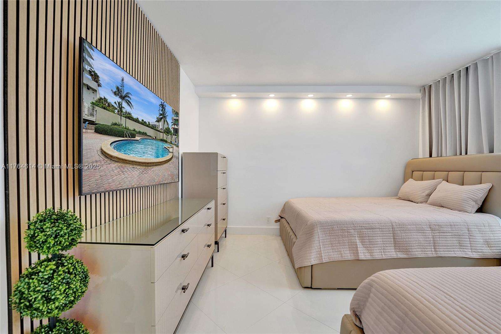 Sian Ocean Residences at 4001 Ocean Dr, Hollywood, FL 33019 - For Rent photo 34