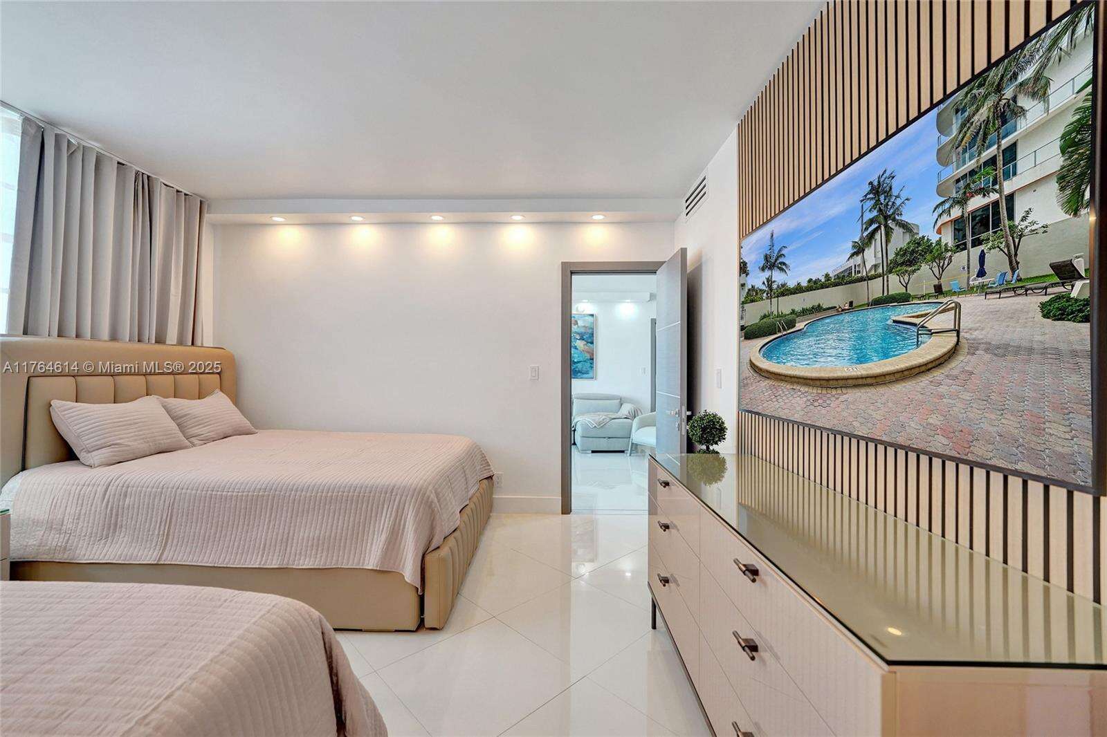 Sian Ocean Residences at 4001 Ocean Dr, Hollywood, FL 33019 - For Rent photo 36