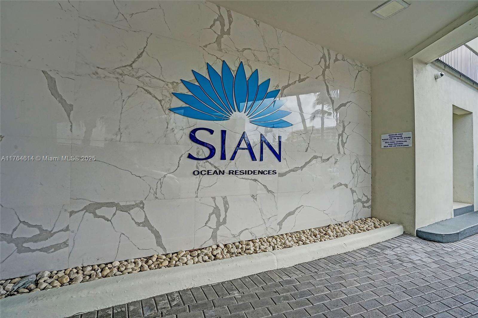 Sian Ocean Residences at 4001 Ocean Dr, Hollywood, FL 33019 - For Rent photo 59