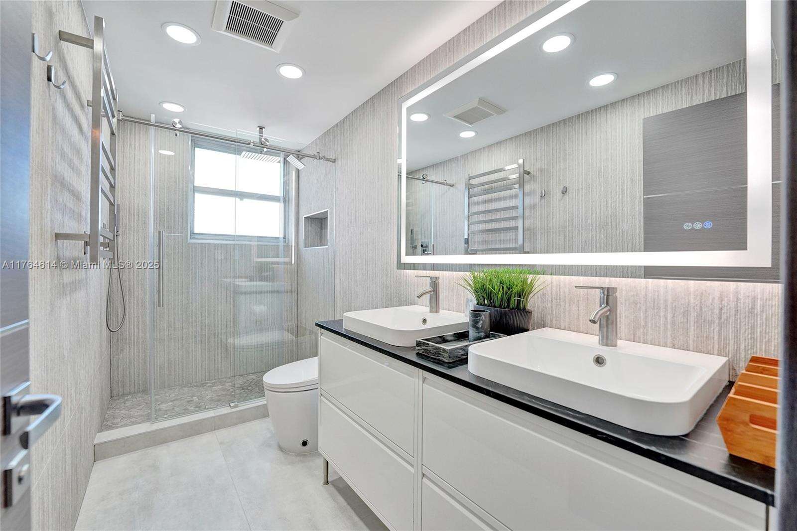 Sian Ocean Residences at 4001 Ocean Dr, Hollywood, FL 33019 - For Rent photo 7