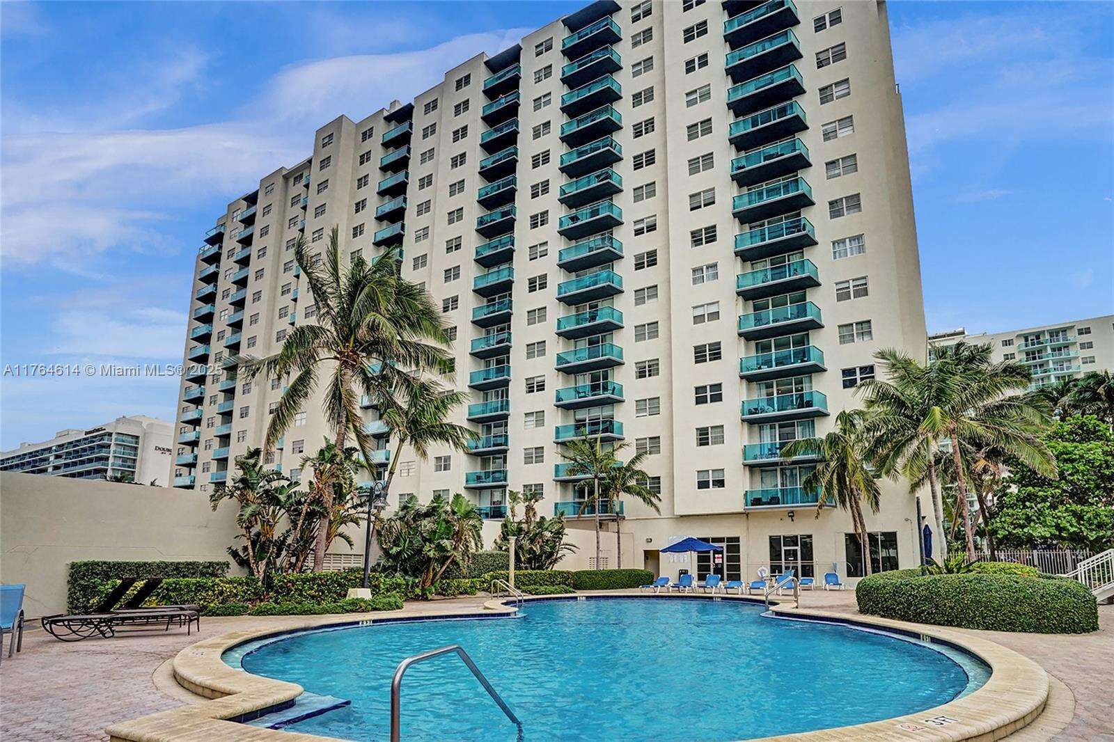 Sian Ocean Residences at 4001 Ocean Dr, Hollywood, FL 33019 - For Rent photo 72