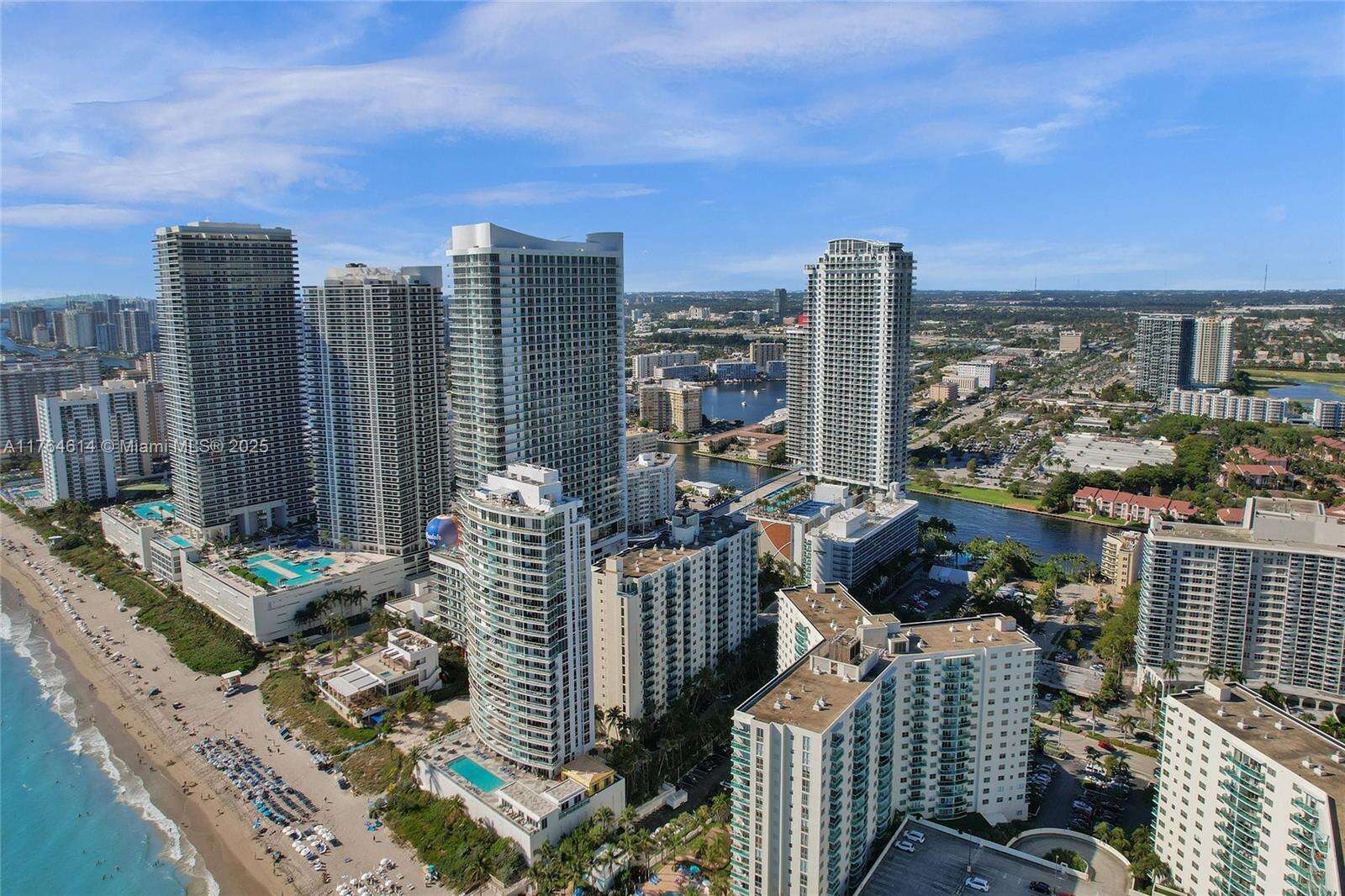 Sian Ocean Residences at 4001 Ocean Dr, Hollywood, FL 33019 - For Rent photo 73