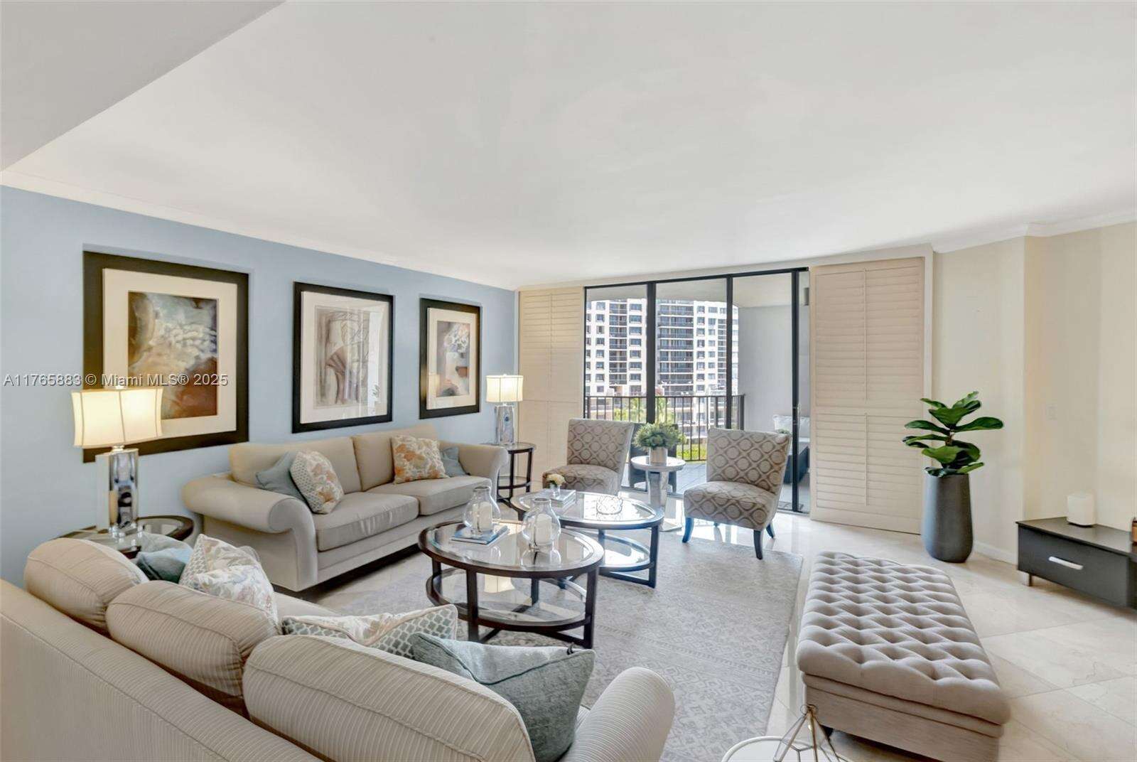 Brickell Key 1 at 520 Brickell Key Dr, Miami, FL 33131 - For Rent photo 1