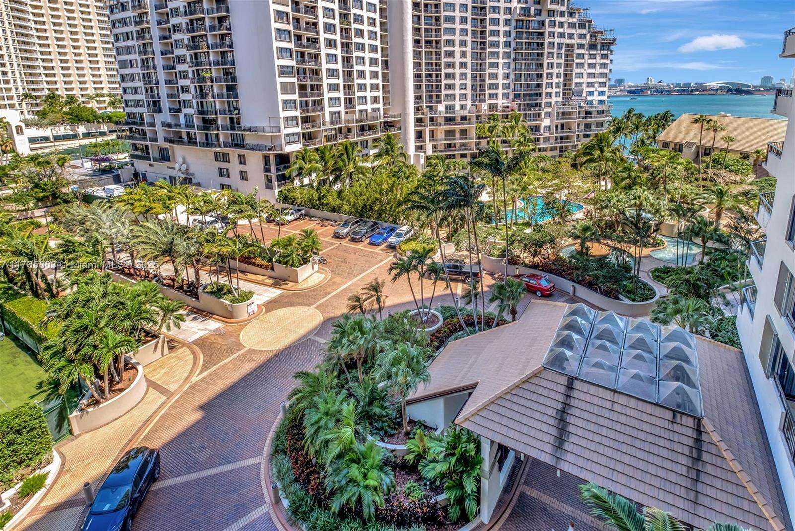Brickell Key 1 at 520 Brickell Key Dr, Miami, FL 33131 - For Rent photo 25