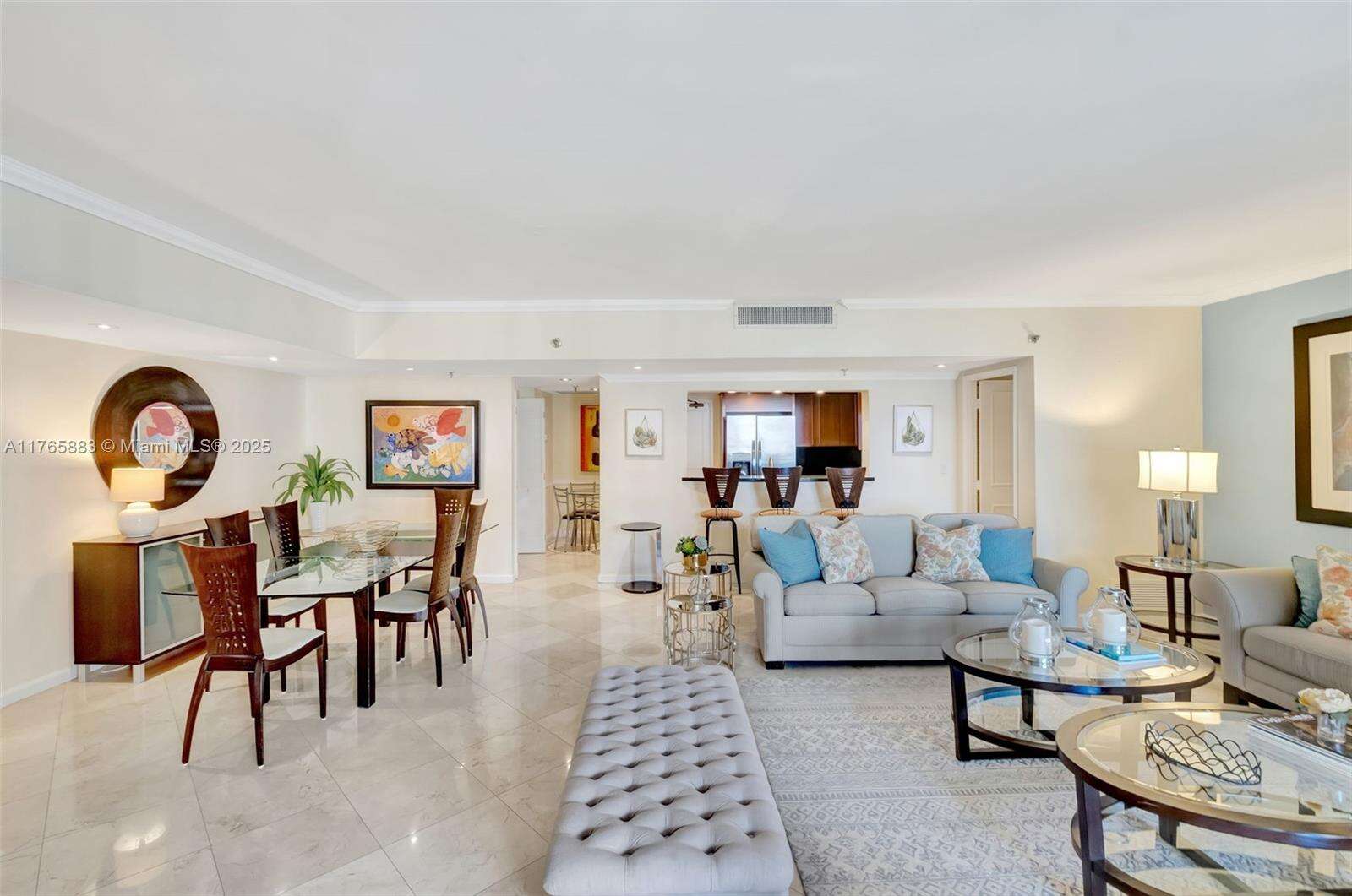 Brickell Key 1 at 520 Brickell Key Dr, Miami, FL 33131 - For Rent photo 4