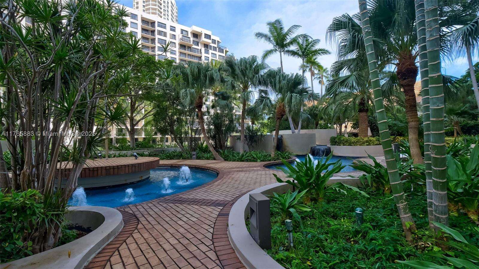 Brickell Key 1 at 520 Brickell Key Dr, Miami, FL 33131 - For Rent photo 44