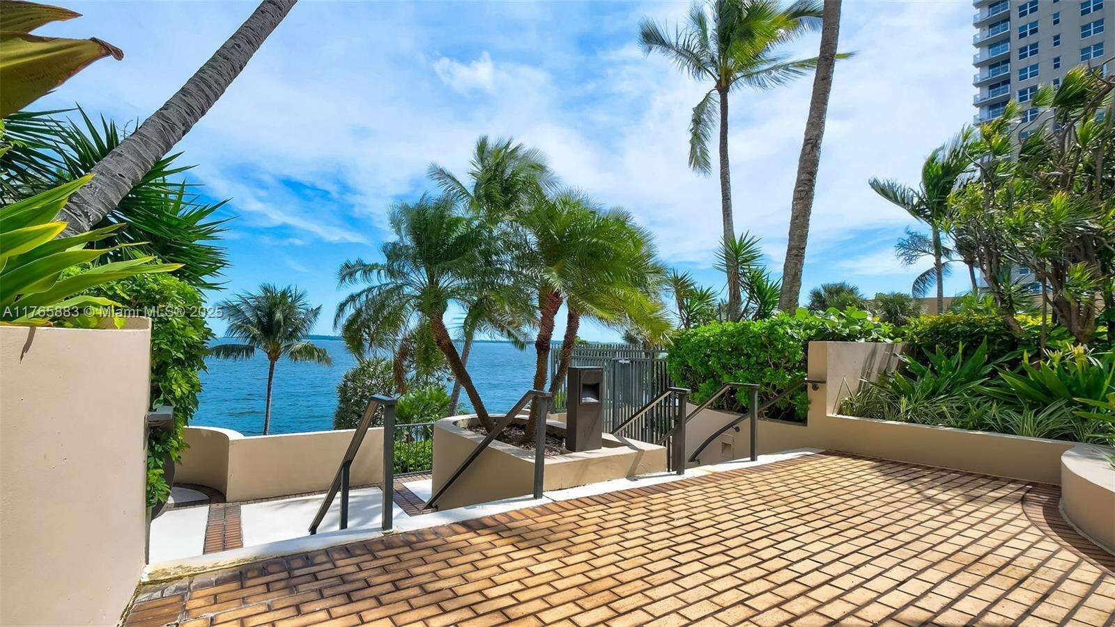Brickell Key 1 at 520 Brickell Key Dr, Miami, FL 33131 - For Rent photo 45
