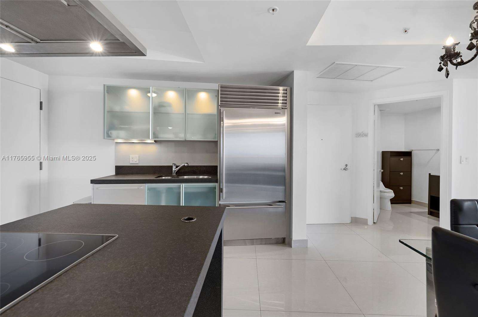 Trump Royale at 18201 Collins Ave, Sunny Isles Beach, FL 33160 - For Rent photo 12