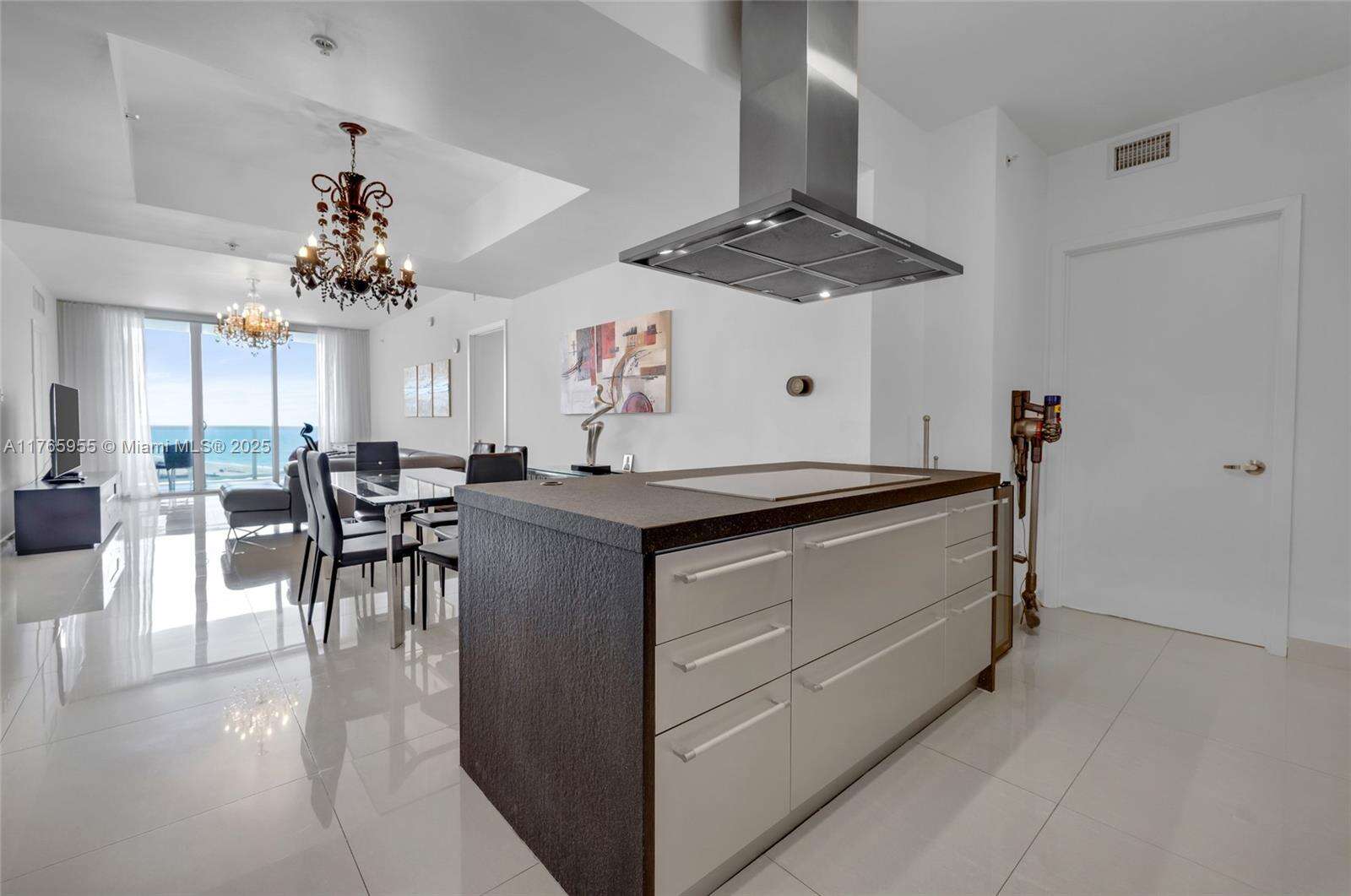 Trump Royale at 18201 Collins Ave, Sunny Isles Beach, FL 33160 - For Rent photo 15