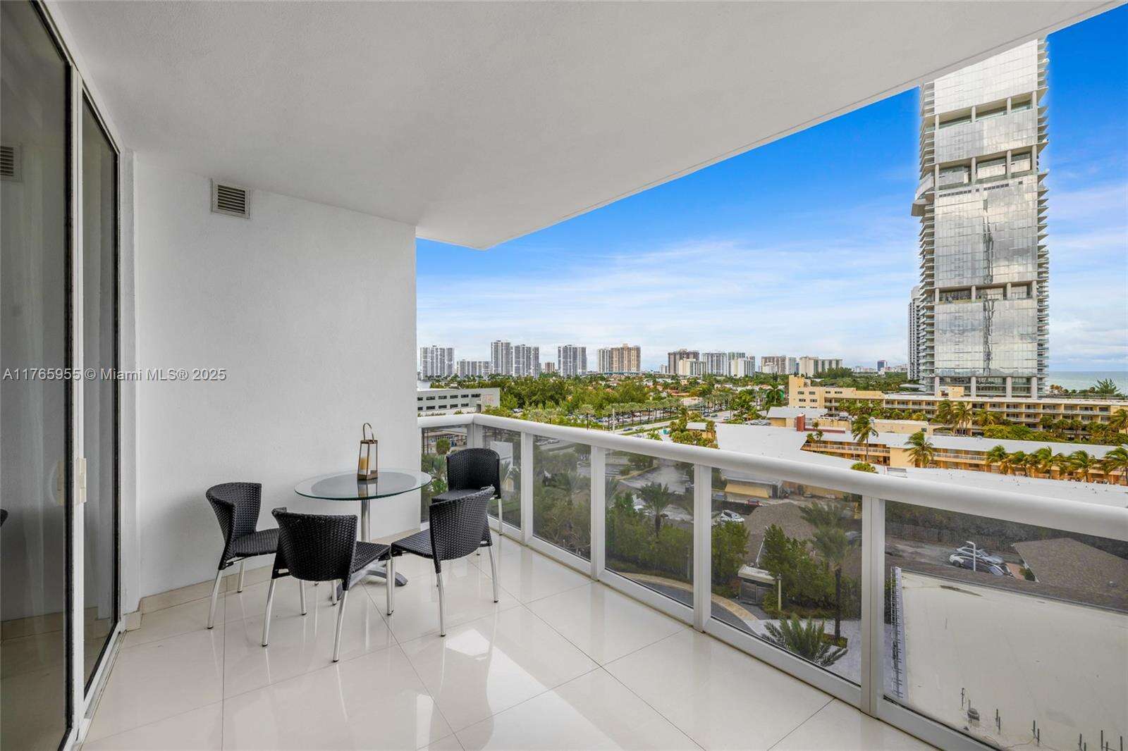 Trump Royale at 18201 Collins Ave, Sunny Isles Beach, FL 33160 - For Rent photo 31