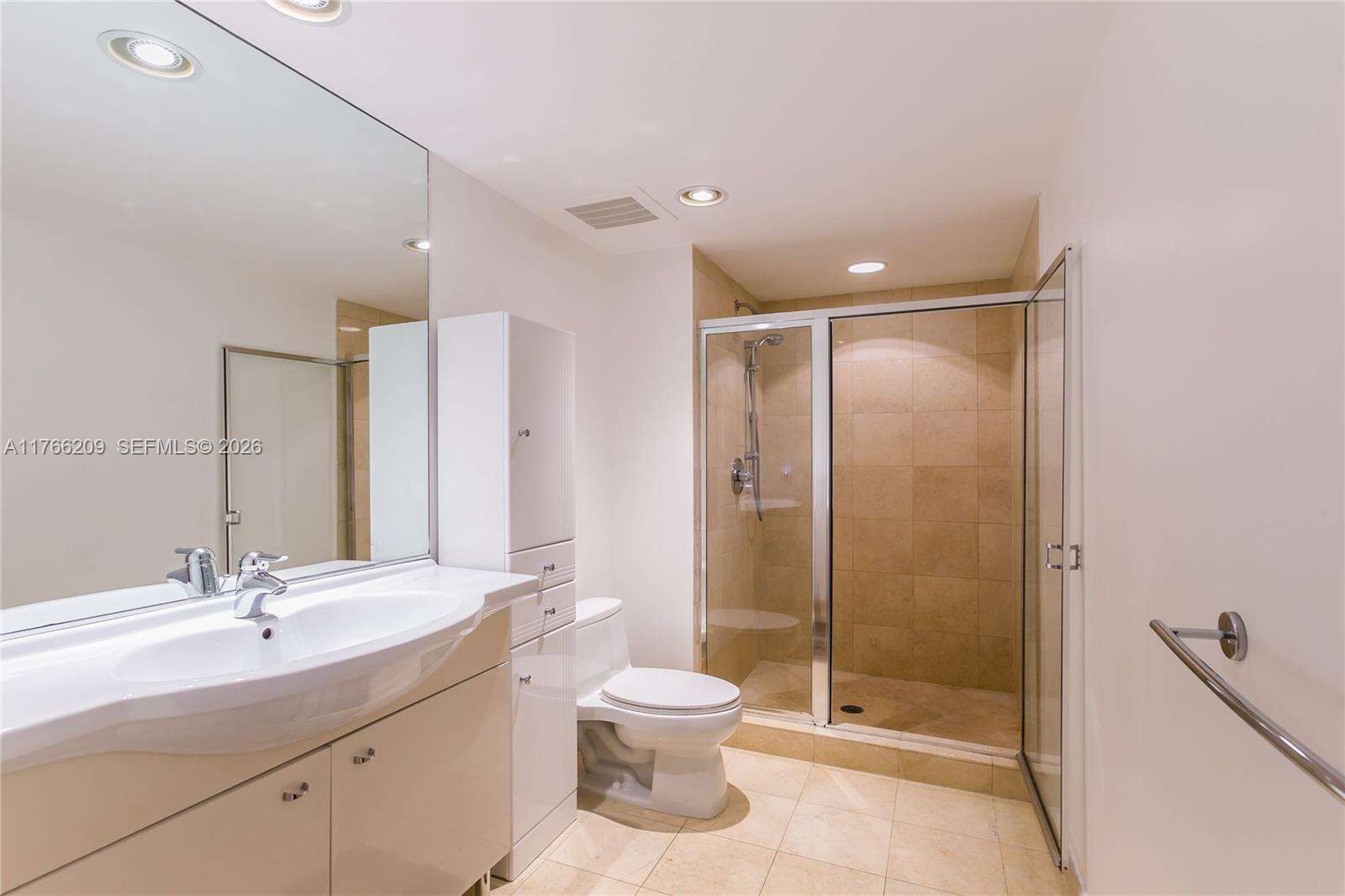 The Beach Club Two at 1830 Ocean Dr, Hallandale Beach, FL 33009 - For Rent photo 17