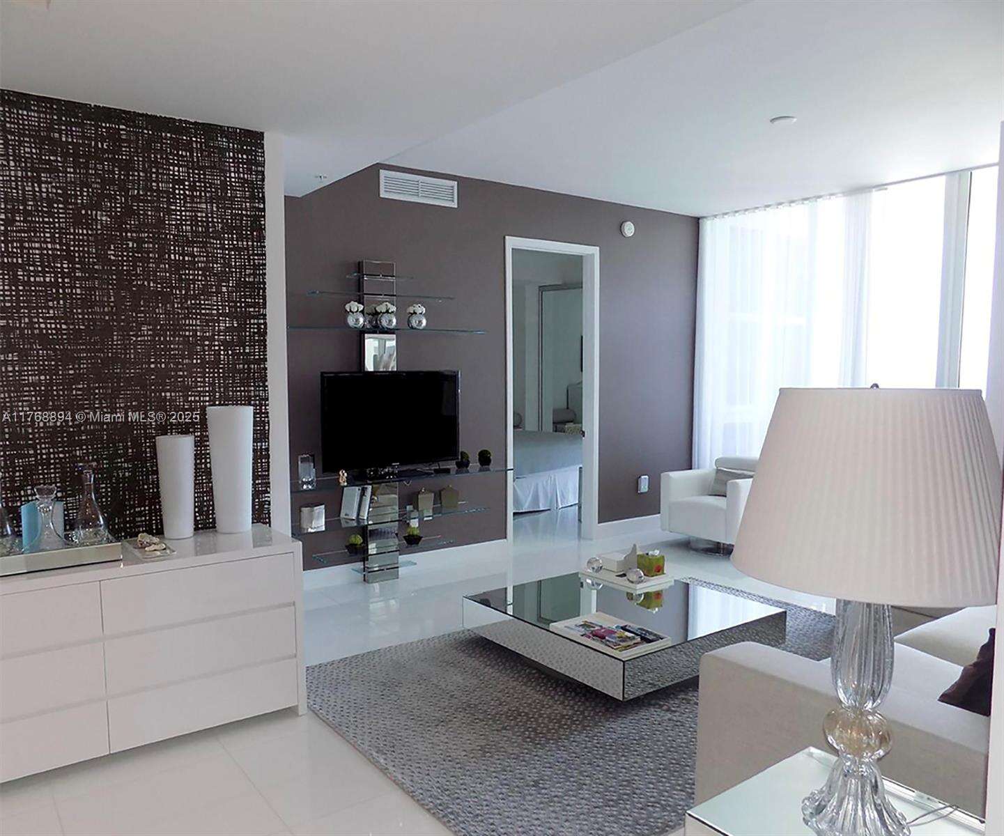 Trump Royale at 18201 Collins Ave, Sunny Isles Beach, FL 33160 - For Rent photo 2