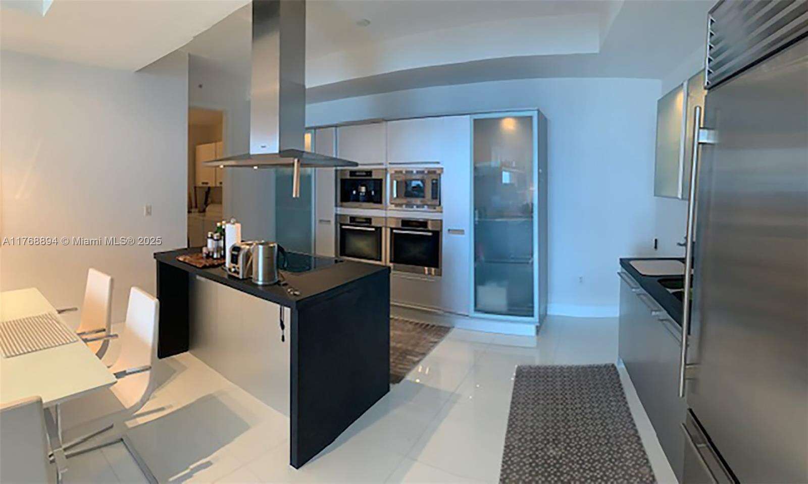 Trump Royale at 18201 Collins Ave, Sunny Isles Beach, FL 33160 - For Rent photo 25