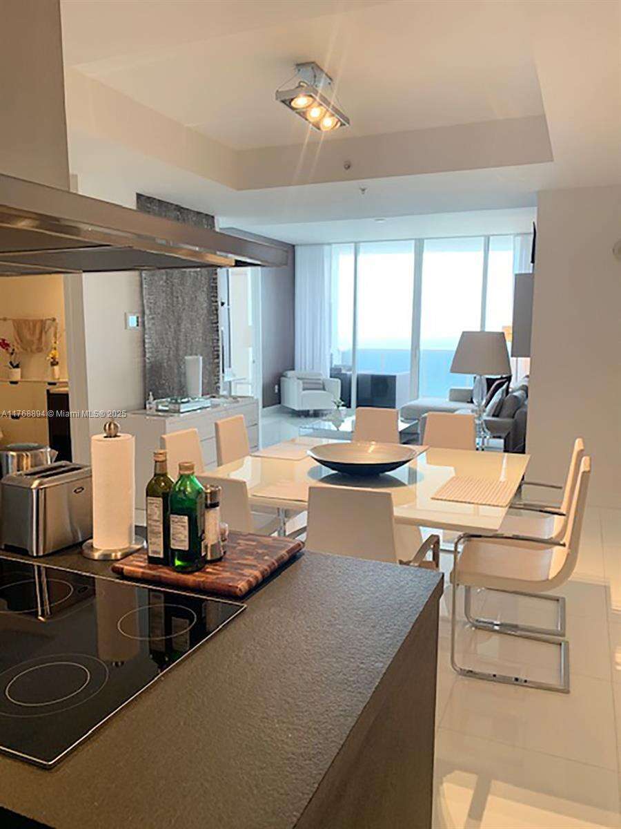 Trump Royale at 18201 Collins Ave, Sunny Isles Beach, FL 33160 - For Rent photo 27