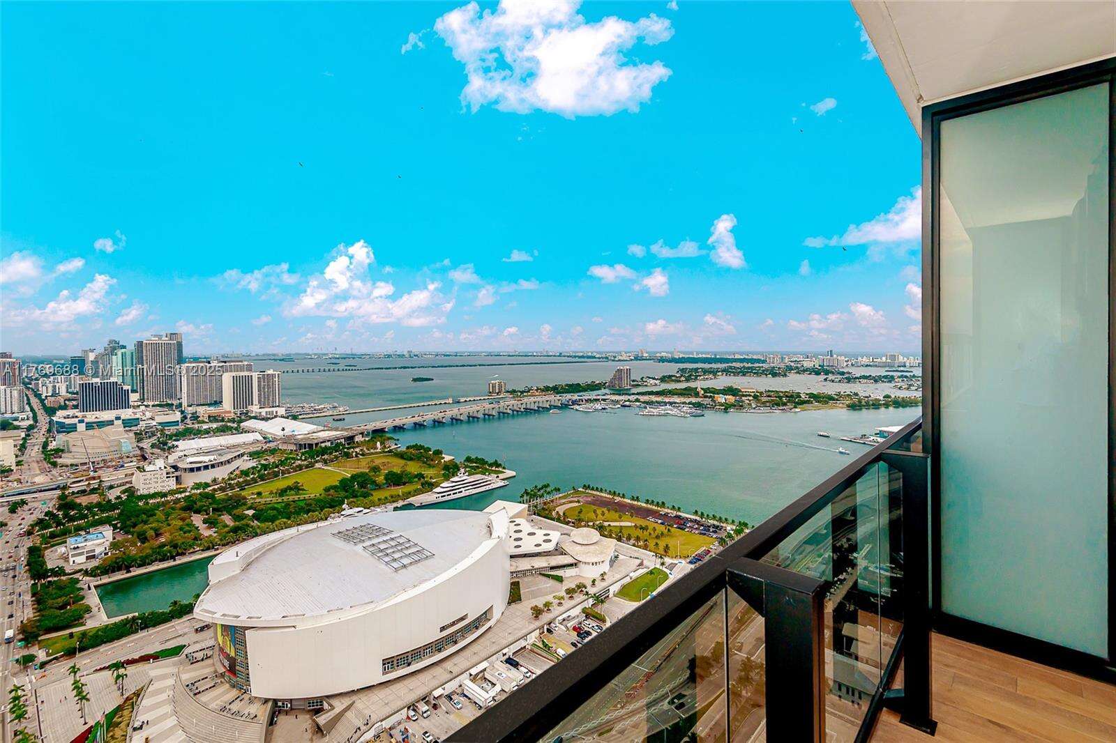 The Elser at 398 5 St, Miami, FL 33132 - For Rent photo 2