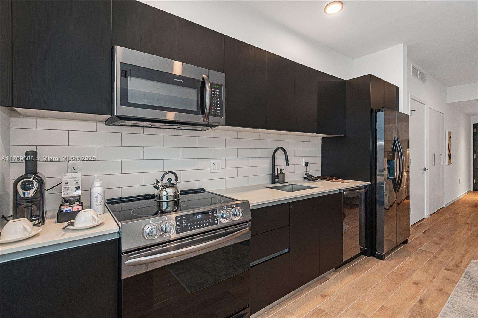 The Elser at 398 5 St, Miami, FL 33132 - For Rent photo 13