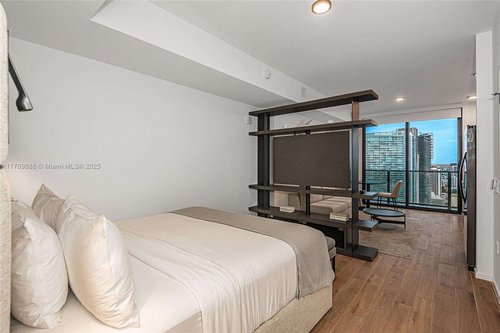 The Elser at 398 5 St, Miami, FL 33132 - For Rent photo 4