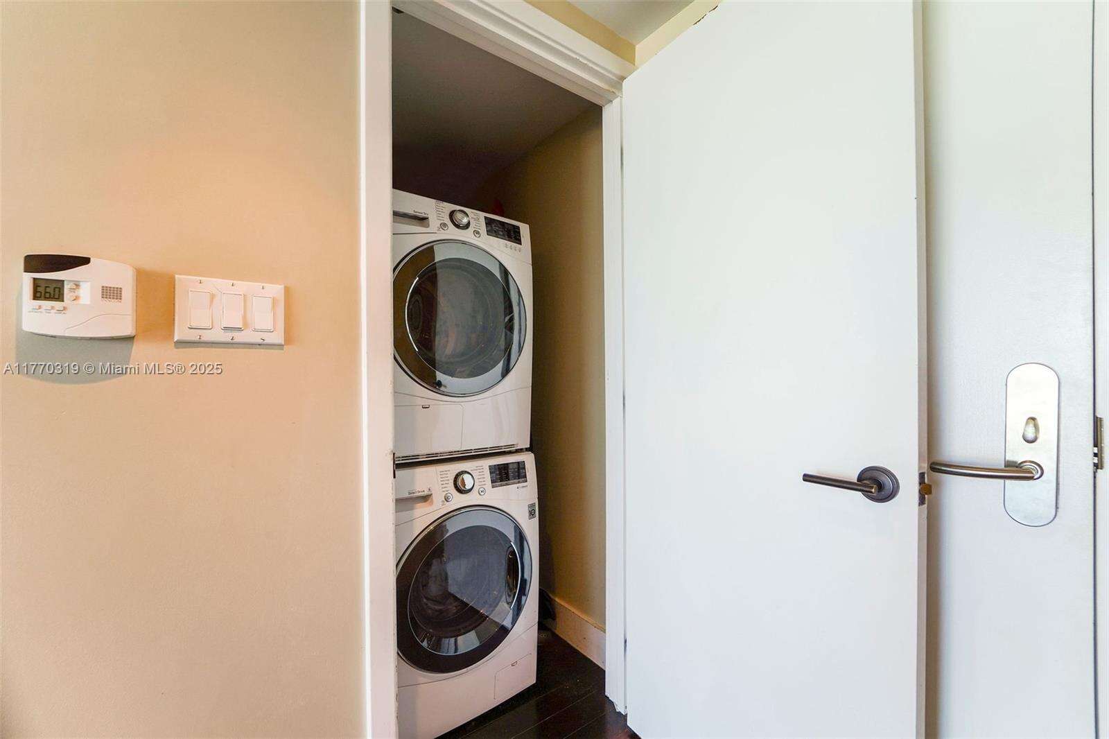Central Carillon at 6801 Collins Ave, Miami Beach, FL 33141 - For Rent photo 12