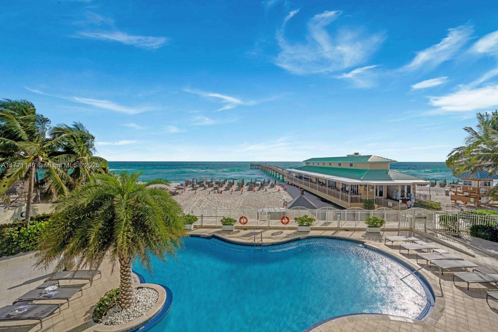 La Perla at 16699 Collins Ave, Sunny Isles Beach, FL 33160 - For Rent photo 22
