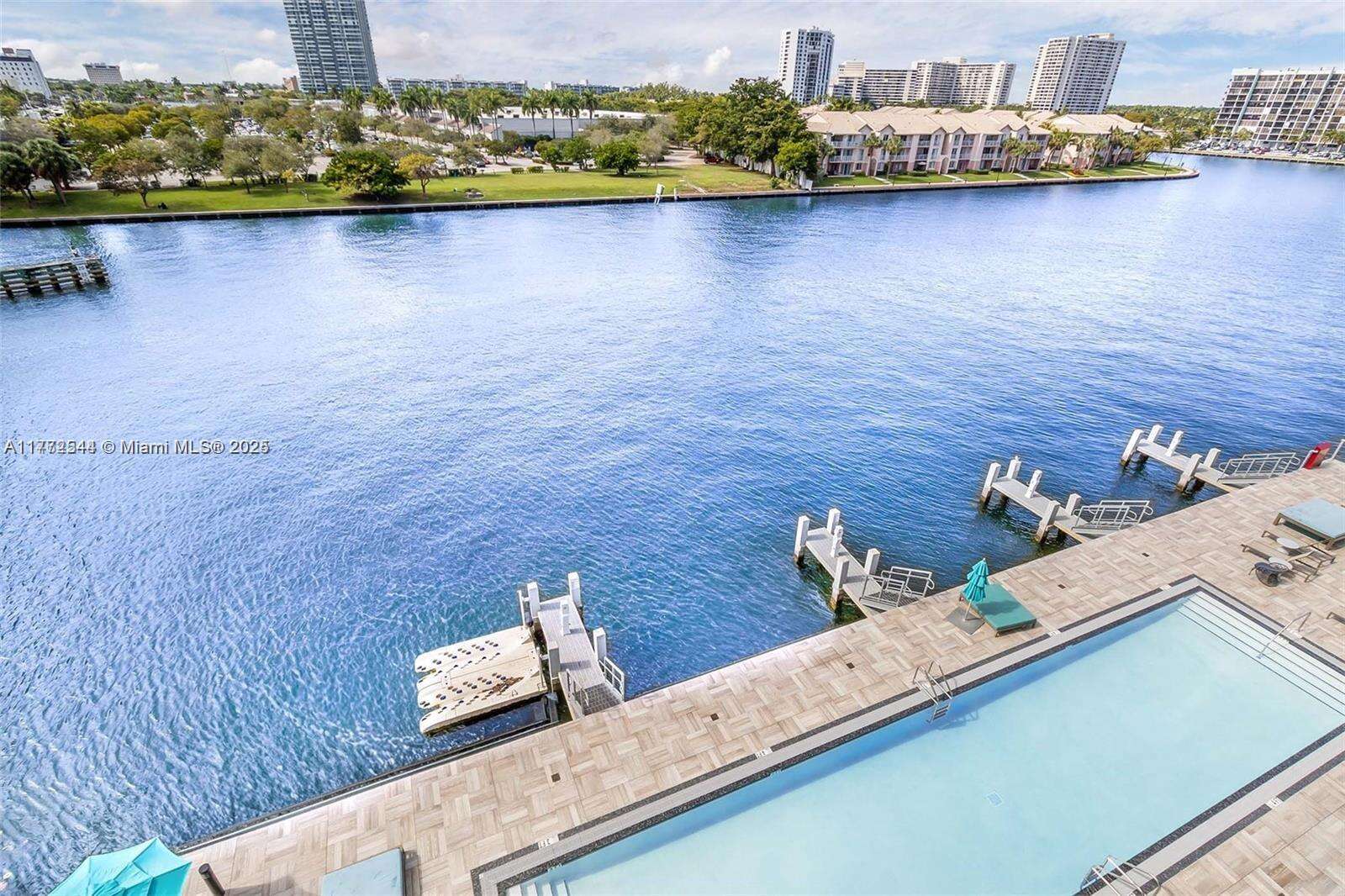 Hyde Beach House at 4010 Ocean Dr, Hollywood, FL 33019 - For Rent photo 25