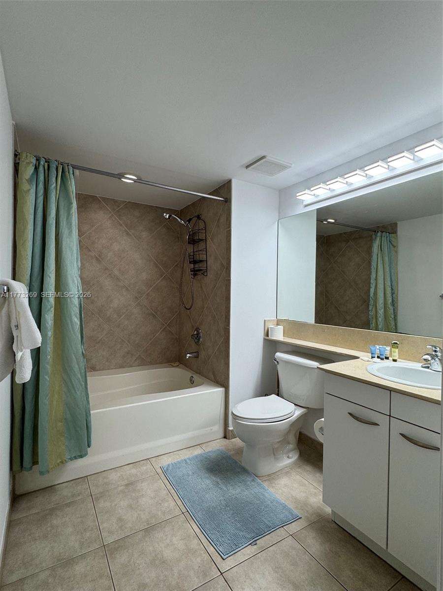 2080 Ocean Dr, Hallandale Beach, FL 33009 - For Rent photo 9