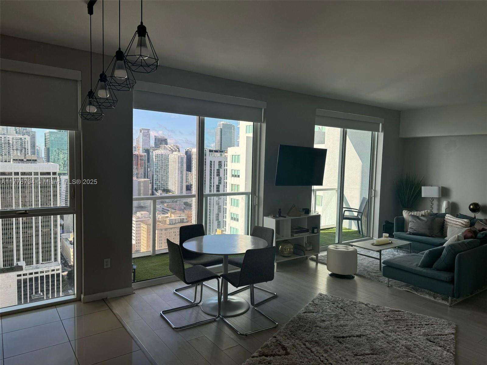 Vizcayne North at 244 Biscayne Blvd, Miami, FL 33132 - For Rent photo 6