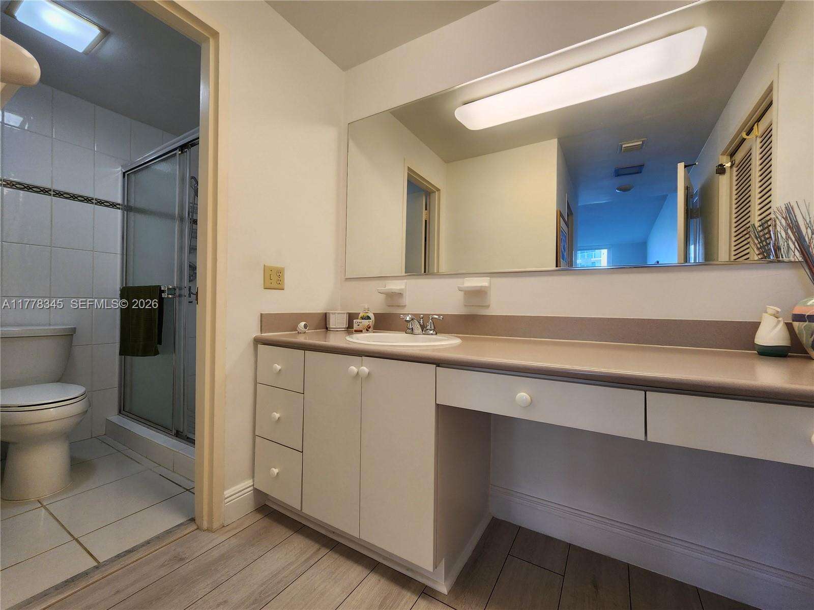 Alexander Towers at 3505 Ocean Dr, Hollywood, FL 33019 - For Rent photo 11