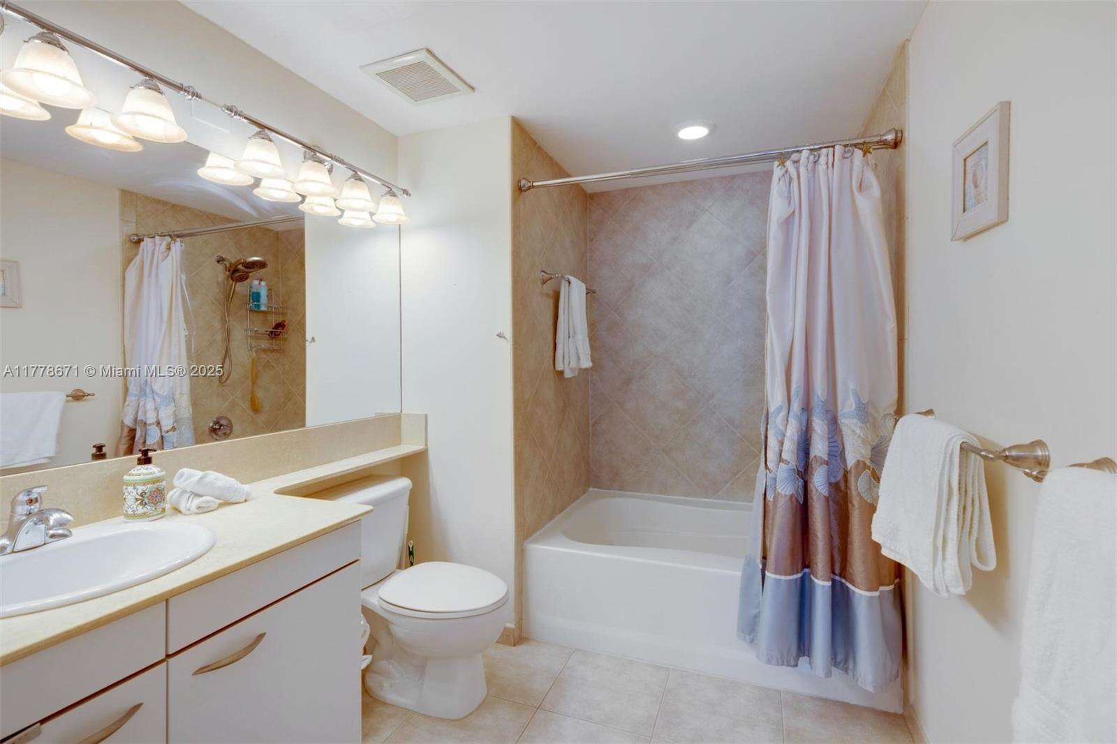 2080 Ocean Dr, Hallandale Beach, FL 33009 - For Rent photo 17