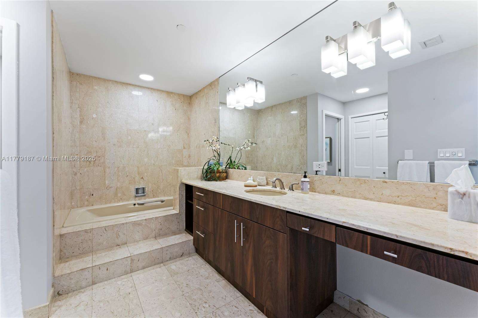 Seaside Village at 19133 Fisher Island Dr, Miami Beach, FL 33109 - For Rent photo 42