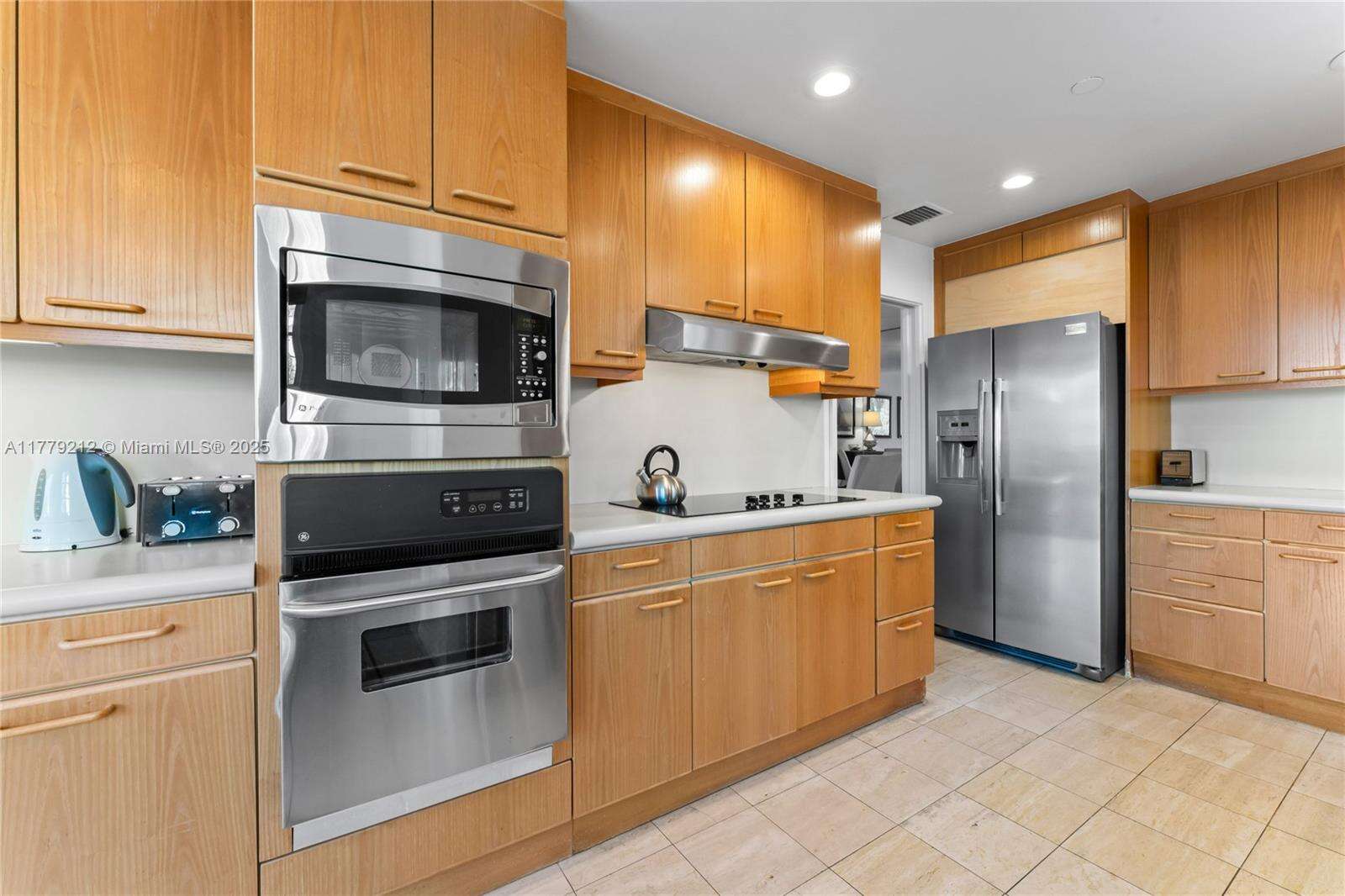 Seaside Village at 19112 Fisher Island Dr, Miami Beach, FL 33109 - For Rent photo 25