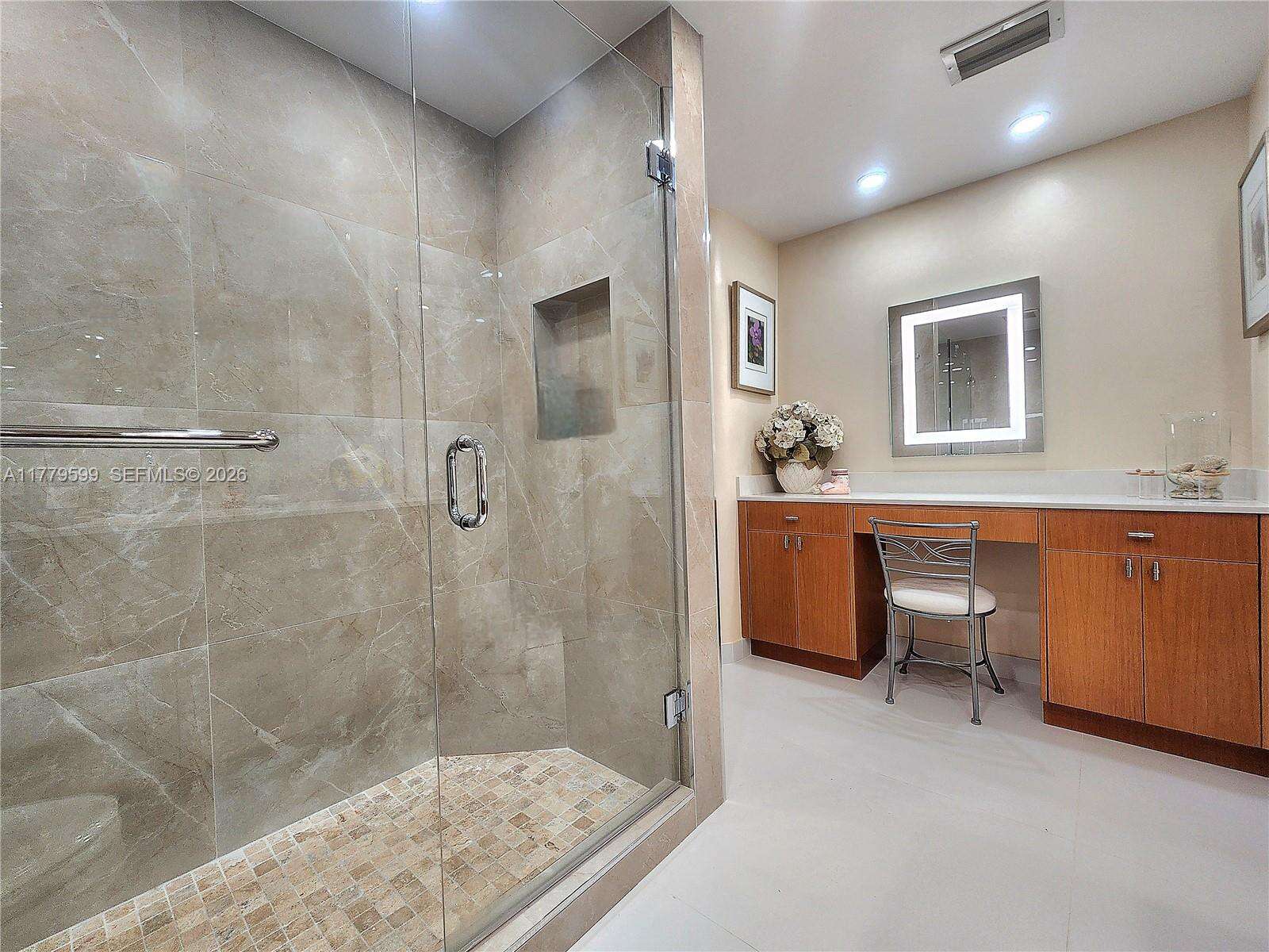 Alexander Towers at 3505 Ocean Dr, Hollywood, FL 33019 - For Rent photo 23