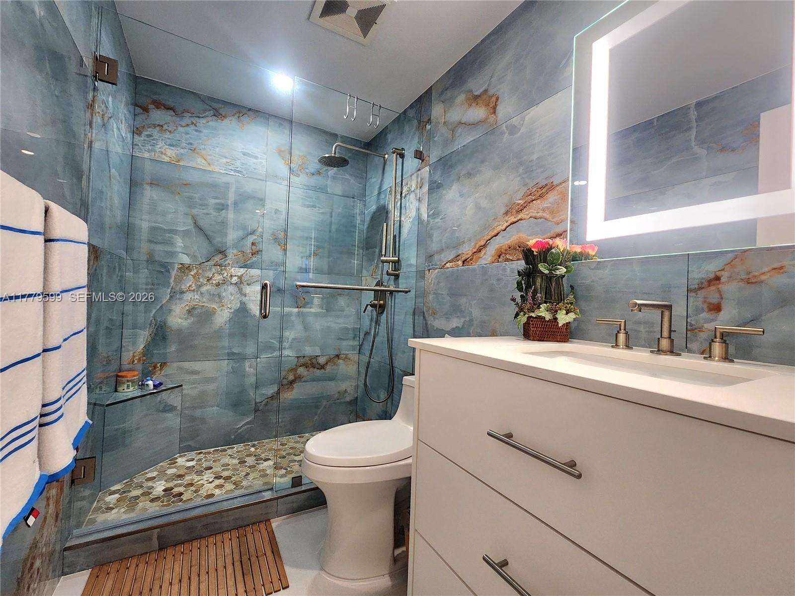 Alexander Towers at 3505 Ocean Dr, Hollywood, FL 33019 - For Rent photo 28