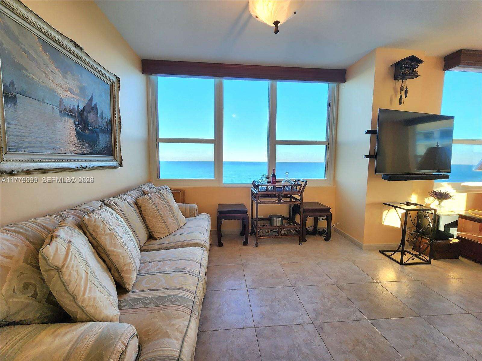 Alexander Towers at 3505 Ocean Dr, Hollywood, FL 33019 - For Rent photo 10