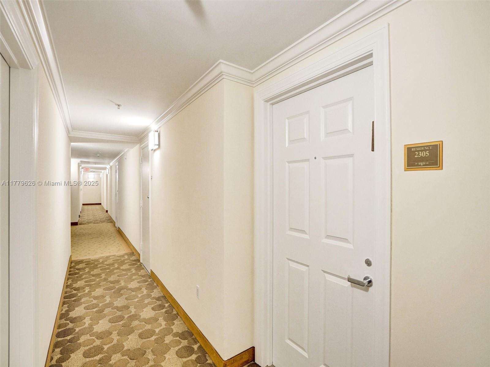 La Perla at 16699 Collins Ave, Sunny Isles Beach, FL 33160 - For Rent photo 33