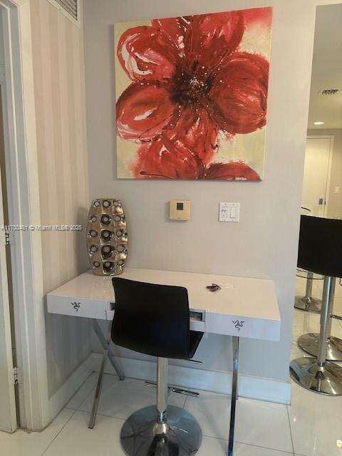 Icon Brickell 1 at Miami, FL 33131 - For Rent photo 4