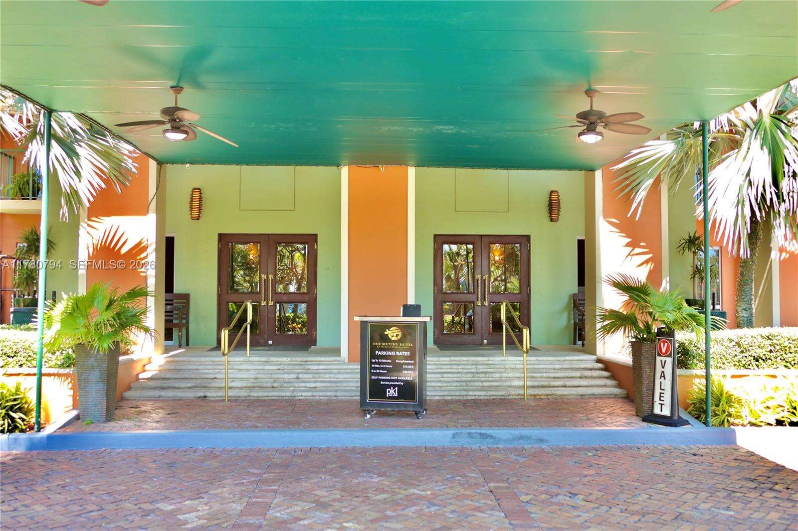 The Mutiny at 2951 Bayshore Dr, Miami, FL 33133 - For Rent photo 17
