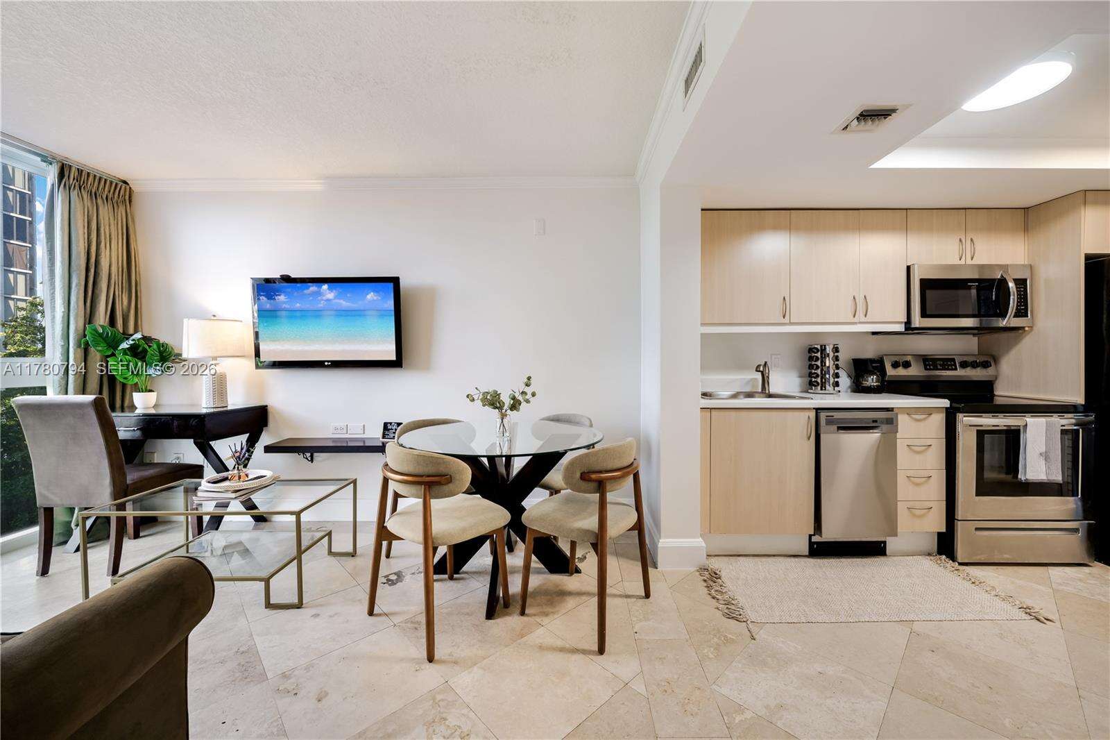 The Mutiny at 2951 Bayshore Dr, Miami, FL 33133 - For Rent photo 6