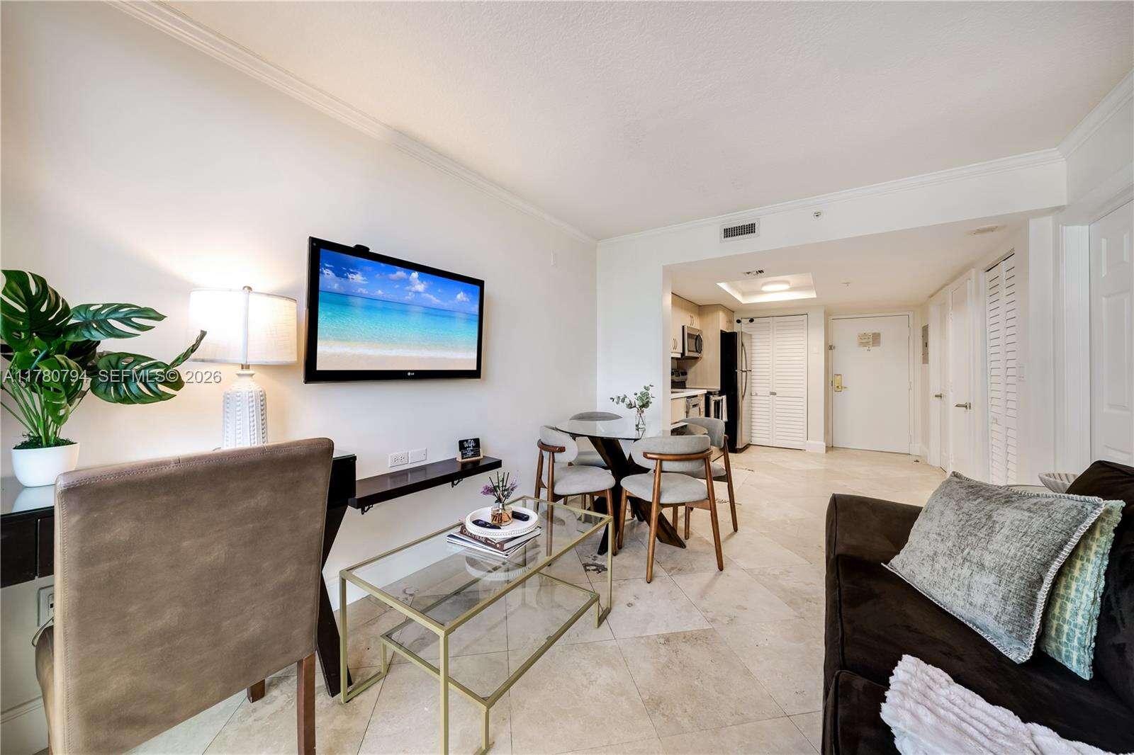The Mutiny at 2951 Bayshore Dr, Miami, FL 33133 - For Rent photo 8