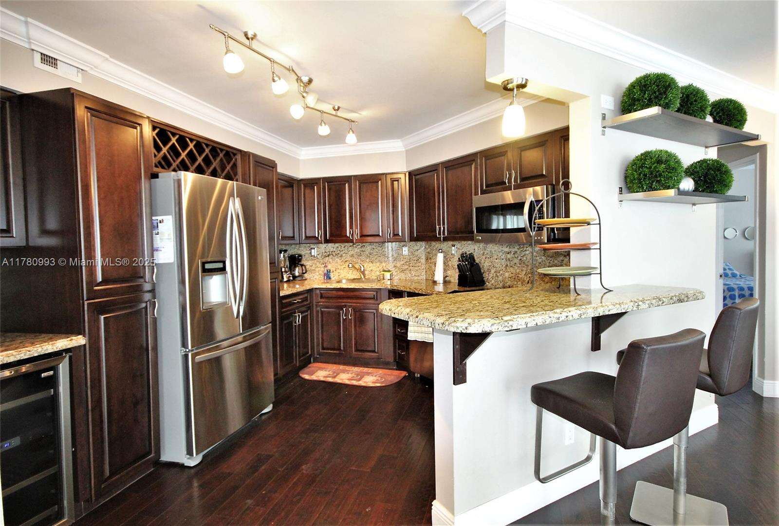 Seacoast 5151 at 5151 Collins Ave, Miami Beach, FL 33140 - For Rent photo 5