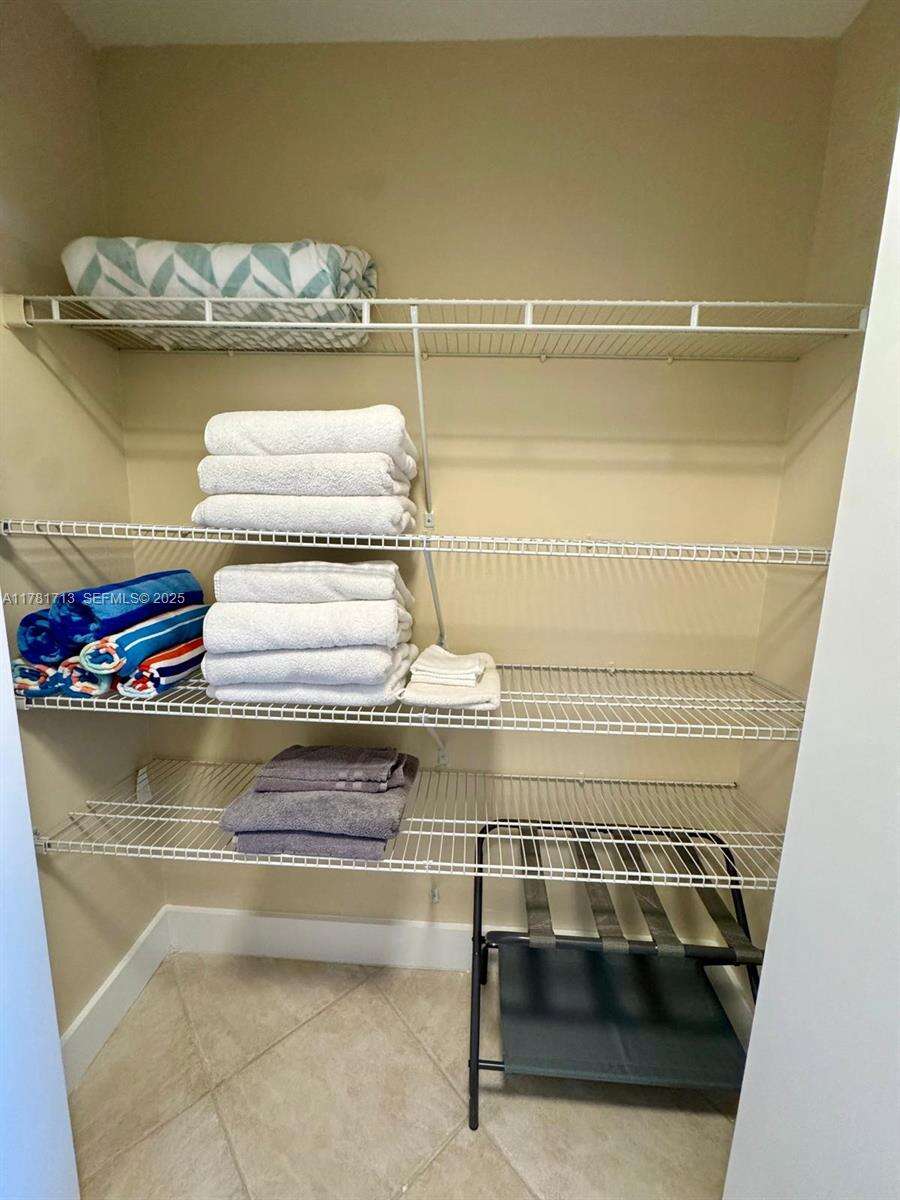 The Yacht Club At Aventura at 19501 Country Club Dr, Aventura, FL 33180 - For Rent photo 20