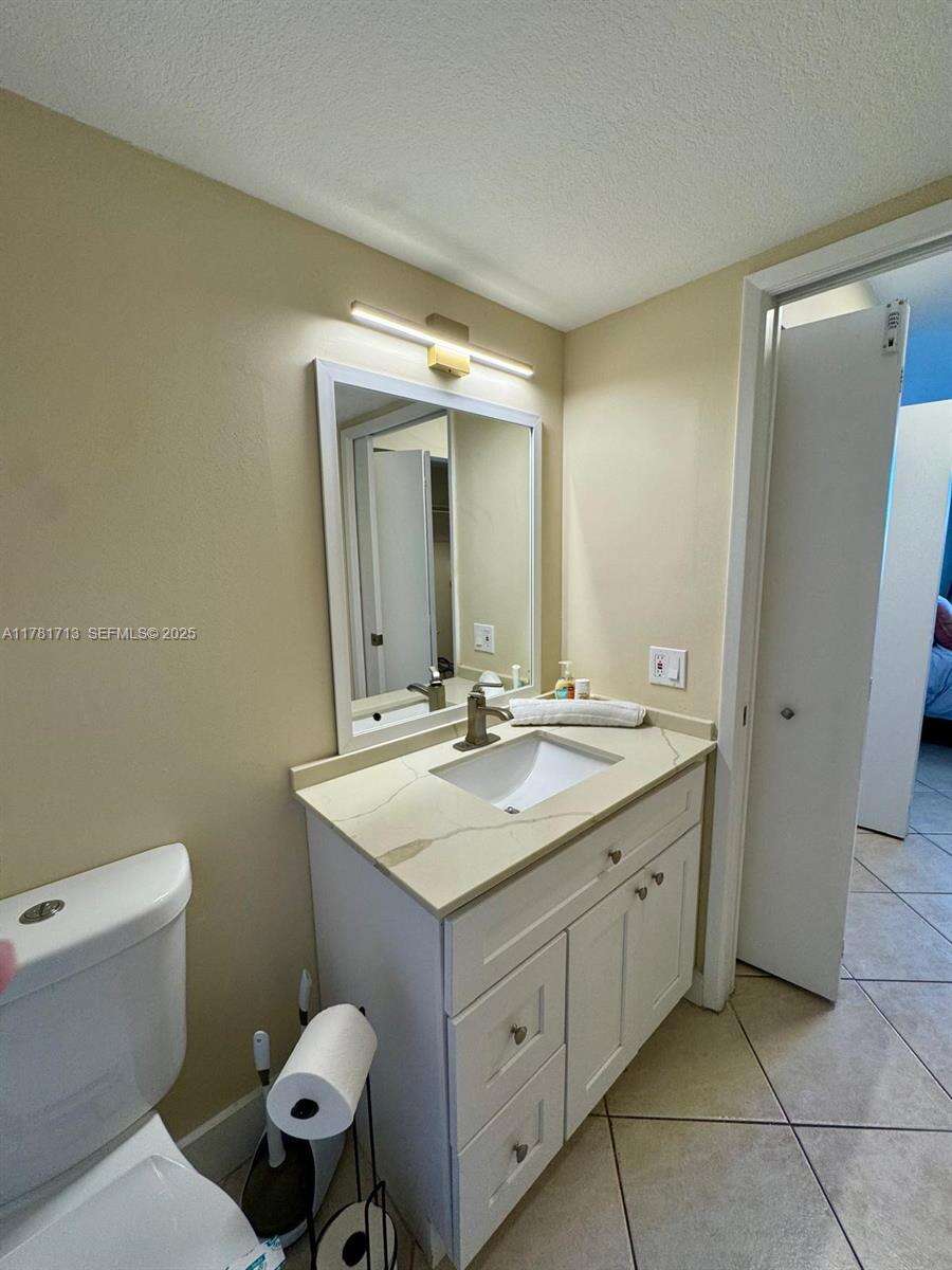The Yacht Club At Aventura at 19501 Country Club Dr, Aventura, FL 33180 - For Rent photo 22