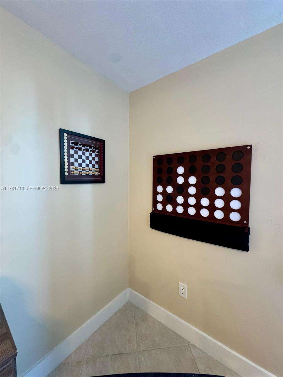 The Yacht Club At Aventura at 19501 Country Club Dr, Aventura, FL 33180 - For Rent photo 24
