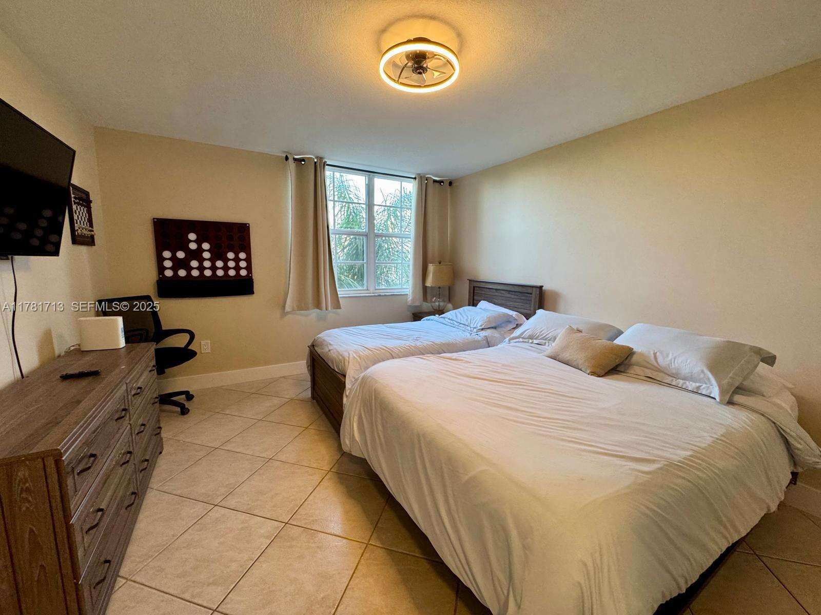 The Yacht Club At Aventura at 19501 Country Club Dr, Aventura, FL 33180 - For Rent photo 26