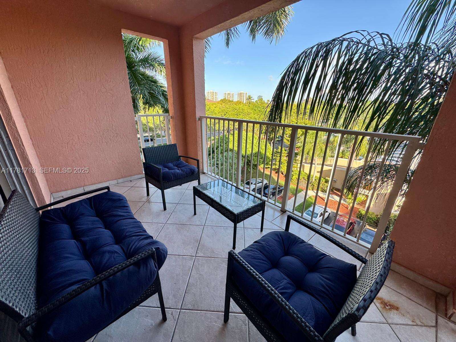 The Yacht Club At Aventura at 19501 Country Club Dr, Aventura, FL 33180 - For Rent photo 29