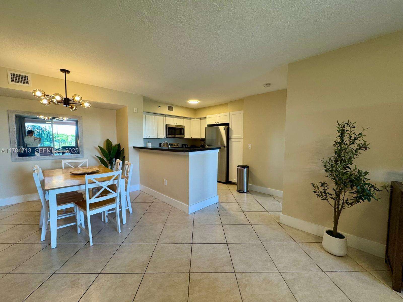 The Yacht Club At Aventura at 19501 Country Club Dr, Aventura, FL 33180 - For Rent photo 6