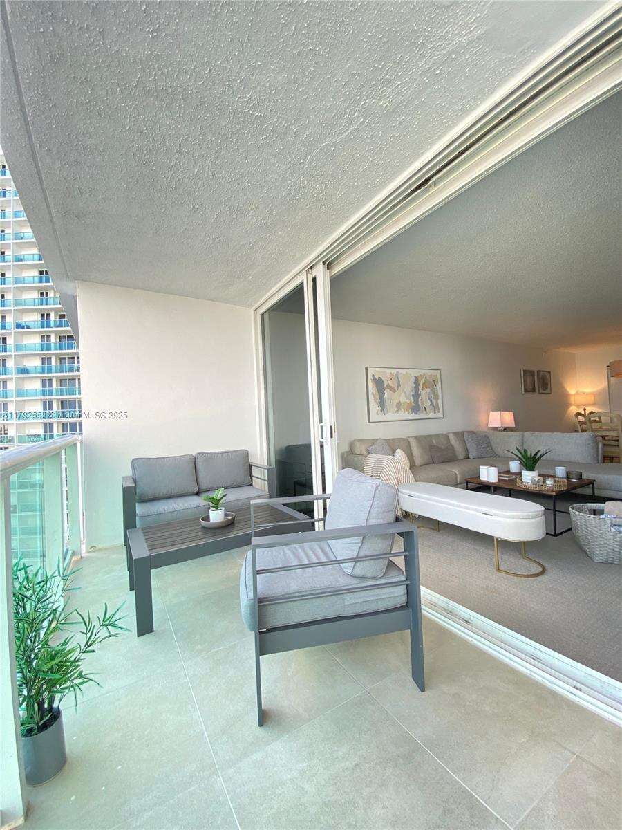 Arlen House at 100 Bayview Dr, Sunny Isles Beach, FL 33160 - For Rent photo 3