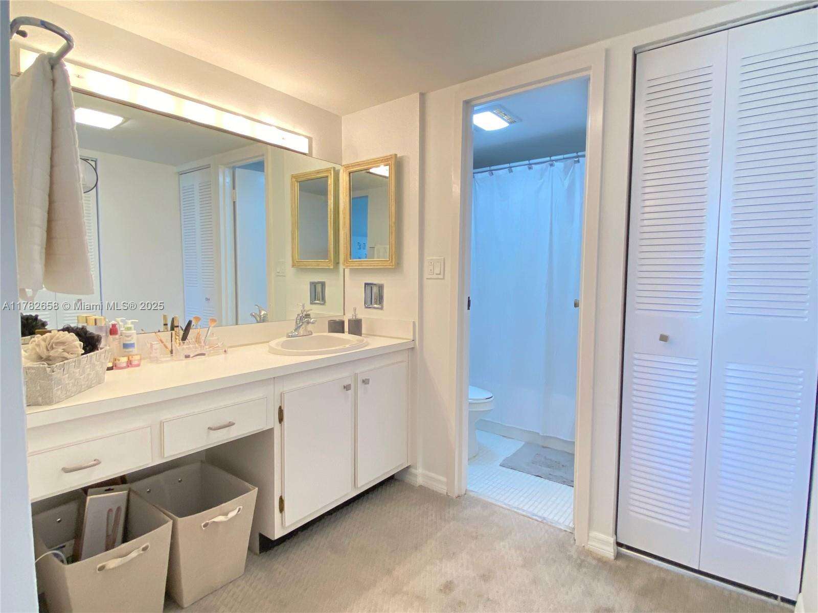 Arlen House at 100 Bayview Dr, Sunny Isles Beach, FL 33160 - For Rent photo 7