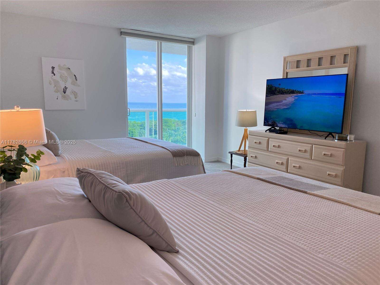 Arlen House at 100 Bayview Dr, Sunny Isles Beach, FL 33160 - For Rent photo 9